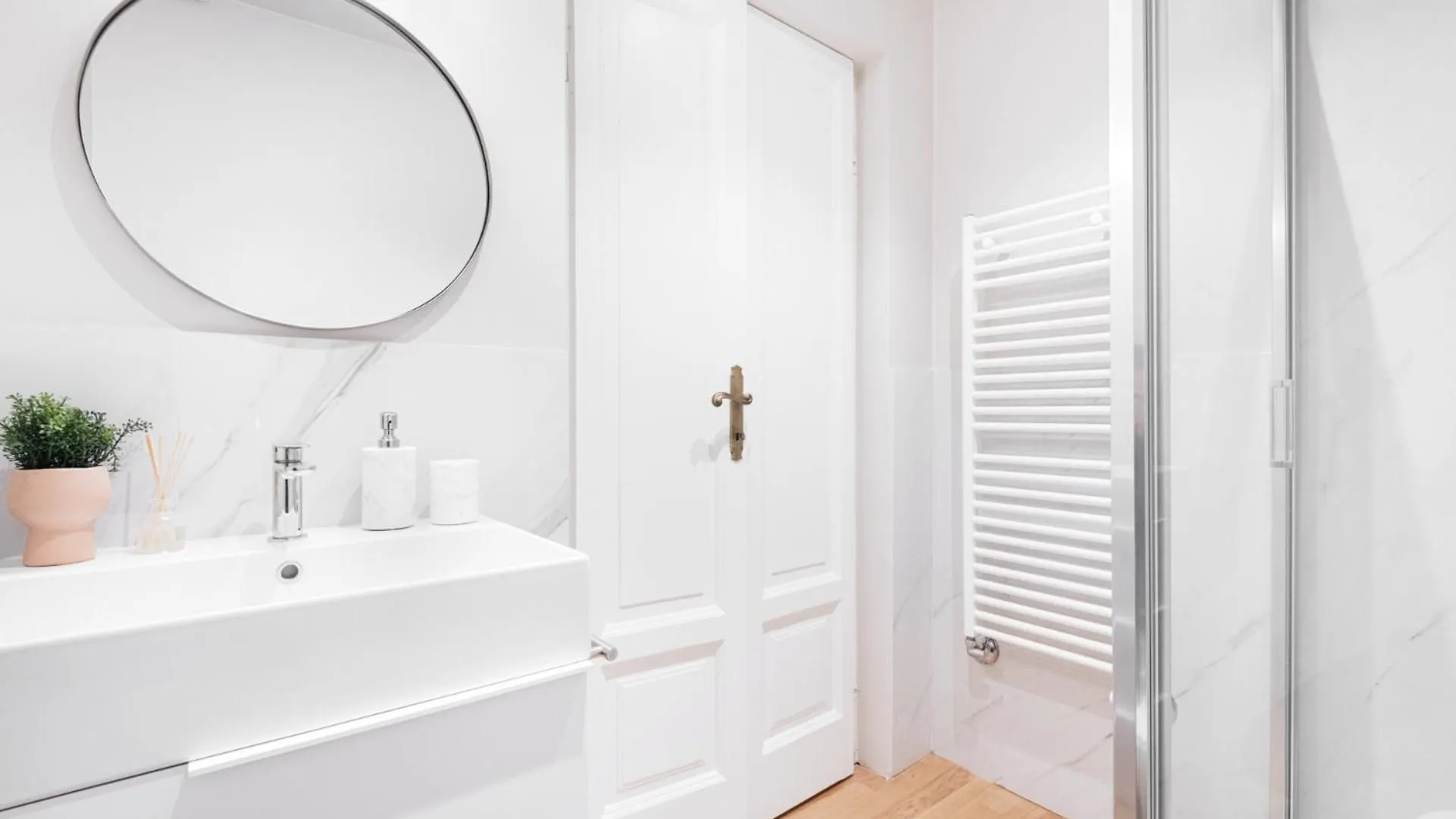 Easylife - Dimora Con Balcone In Porta Vittoria Apartment Milan Italy